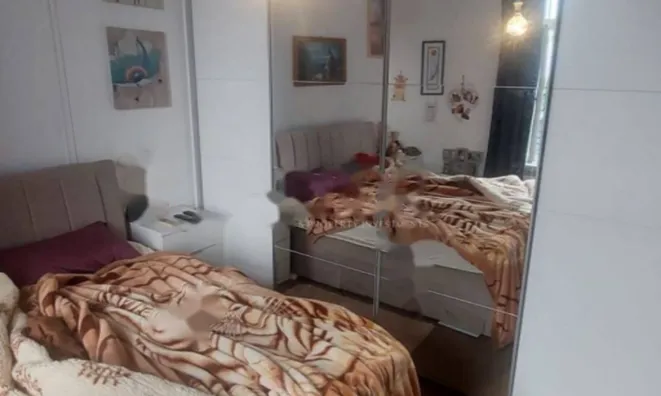 Недвижимость Трёхкомнатная квартира, Центр: 15