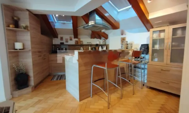 Недвижимость Четырехкомнатная квартира центр: 12