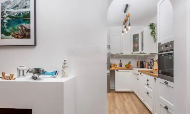 Недвижимость Трехкомнатная квартира Запад: 6