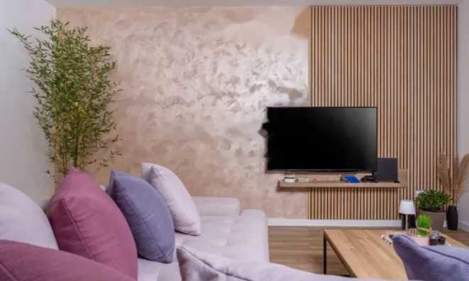 Недвижимость Трехкомнатная квартира Запад: 14