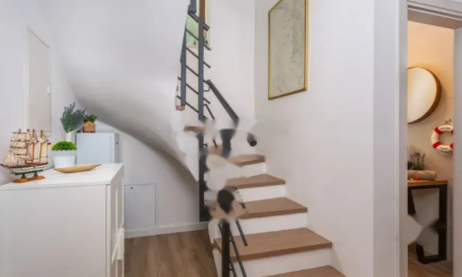 Недвижимость Трехкомнатная квартира Запад: 17