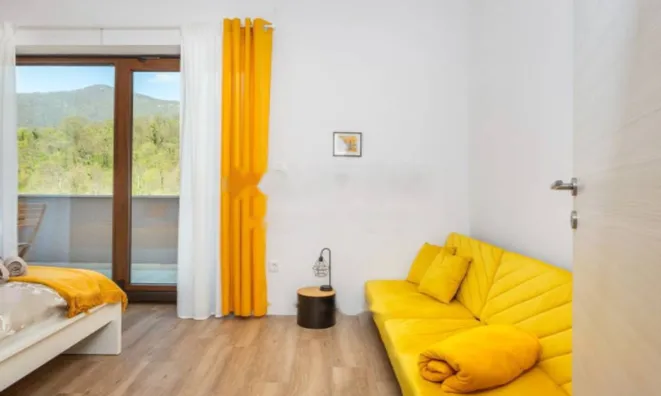 Недвижимость Трехкомнатная квартира Запад: 23