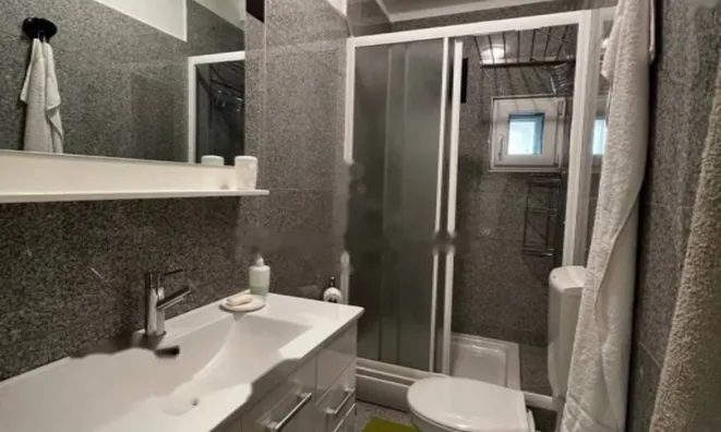 Недвижимость Двухкомнатная квартира, Центр: 12