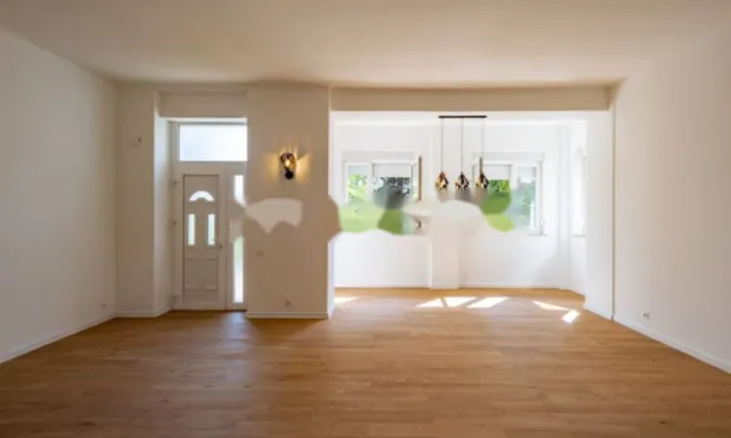 Недвижимость Четырехкомнатная квартира Центр: 3