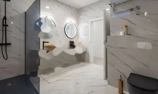 Недвижимость Четырехкомнатная квартира Центр: 11