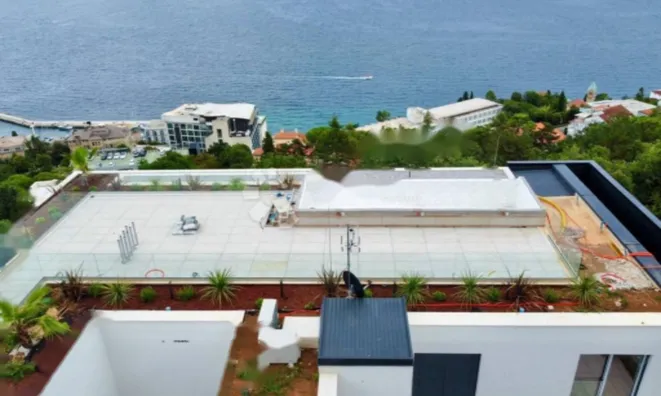 Недвижимость Двухкомнатная квартира Центр: 3