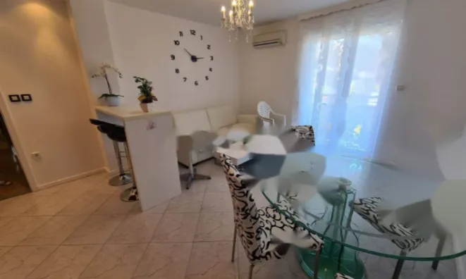 Недвижимость Четырехкомнатная квартира, центр, Опатия: 5