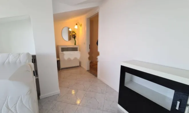 Недвижимость Четырехкомнатная квартира, центр, Опатия: 20