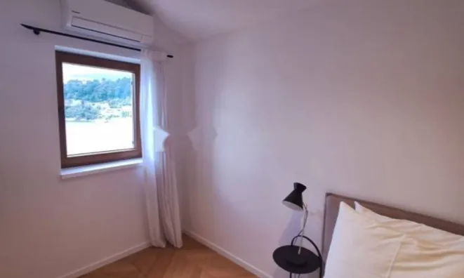 Недвижимость Четырёхкомнатная квартира в центре Опатии: 10