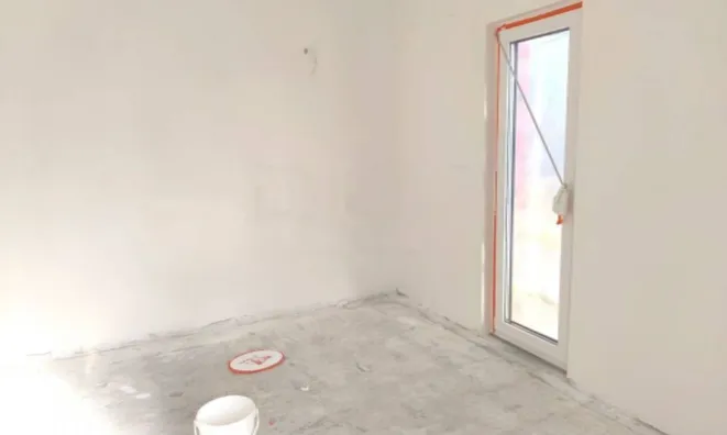 Недвижимость Трёхкомнатная квартира в центре: 2