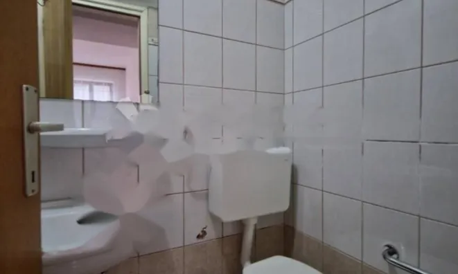 Недвижимость Трехкомнатная квартира Центр: 9