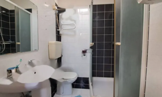 Недвижимость Трёхкомнатная квартира, центр: 4