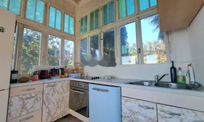 Недвижимость Трёхкомнатная квартира, центр: 7