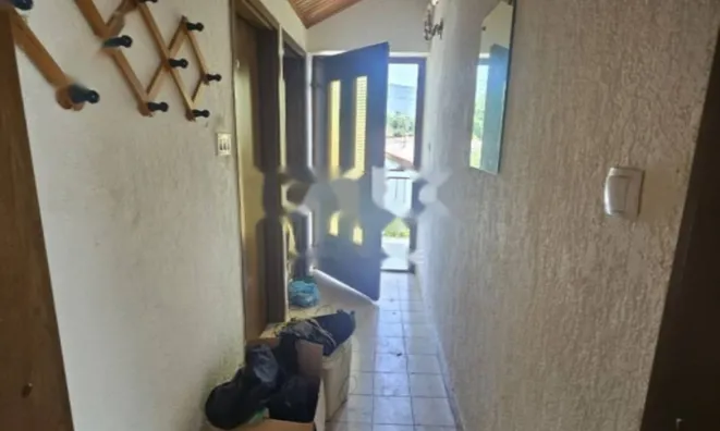 Недвижимость Двухкомнатная квартира в центре: 17