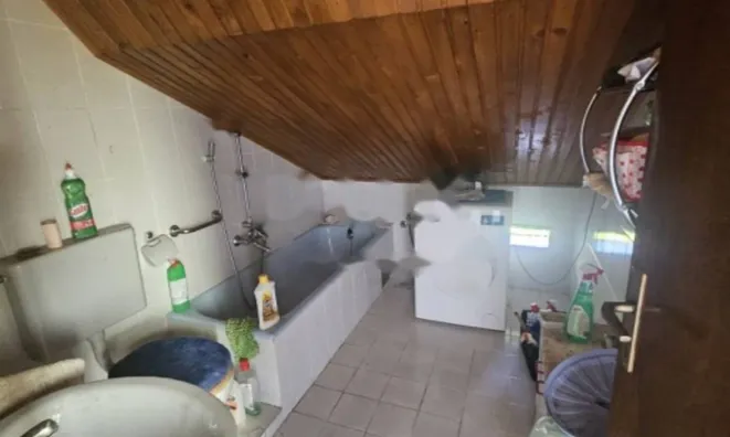 Недвижимость Двухкомнатная квартира в центре: 19