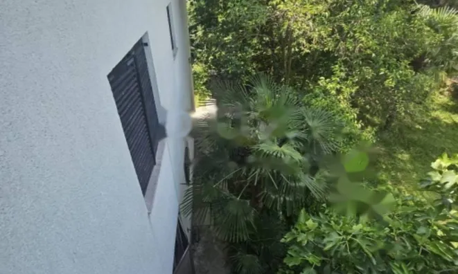 Недвижимость Двухкомнатная квартира в центре: 22