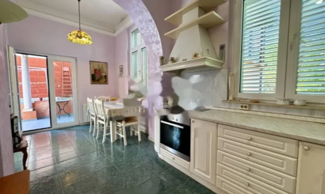 Недвижимость Четырехкомнатная квартира, Центр Опатии: 18