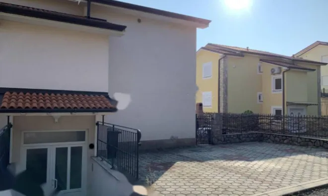 Недвижимость Трехкомнатная квартира центр Опатия: 21