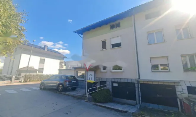 Недвижимость Дом с террасой Брод.: 4