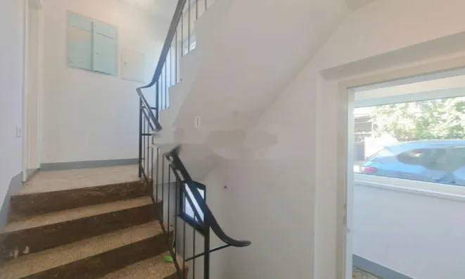 Недвижимость Дом с террасой Брод.: 6