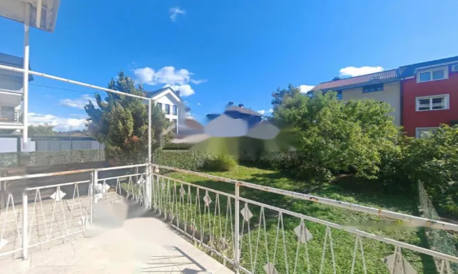 Недвижимость Дом с террасой Брод.: 17