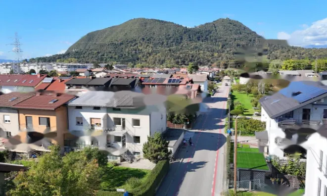 Недвижимость Дом с террасой Брод.: 27