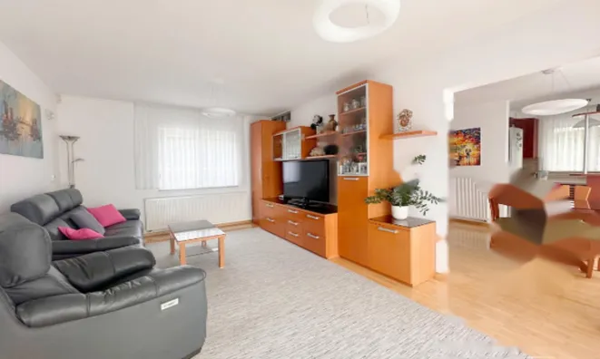 Недвижимость Дом, Чешница, Состро: 5