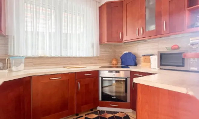 Недвижимость Дом, Чешница, Состро: 11