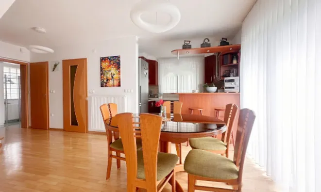 Недвижимость Дом, Чешница, Состро: 12