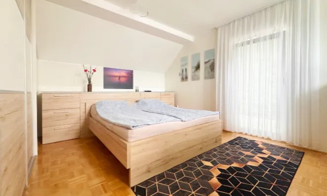 Недвижимость Дом, Чешница, Состро: 20