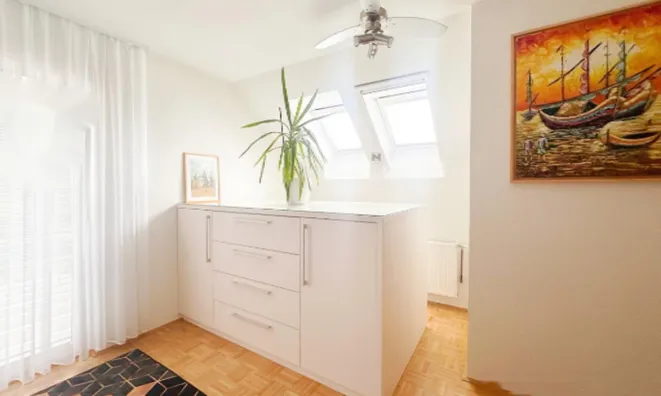 Недвижимость Дом, Чешница, Состро: 21