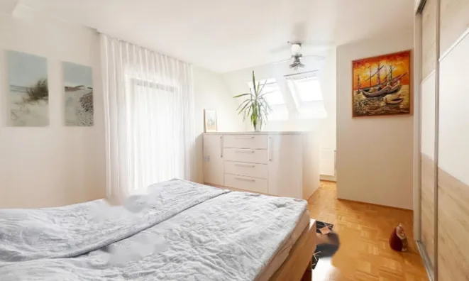 Недвижимость Дом, Чешница, Состро: 22