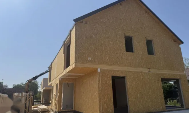 Недвижимость Дом Чрна Вас в парке: 5