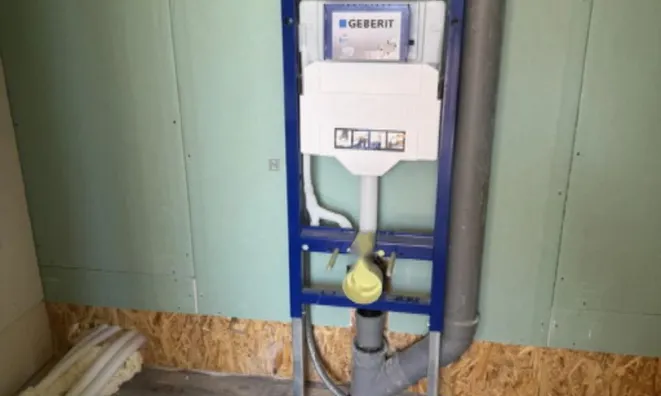 Недвижимость Дом Чрна Вас в парке: 12