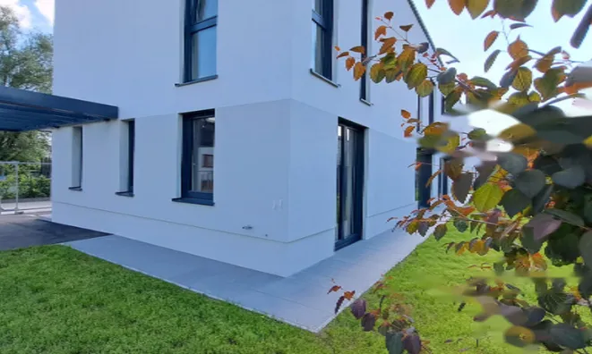 Недвижимость Двухэтажный дом Трново: 1