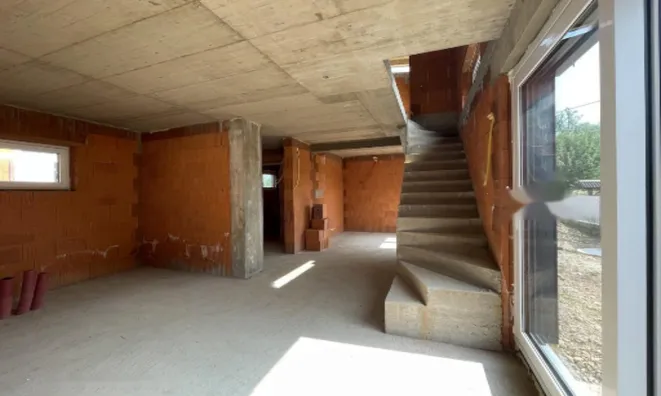 Недвижимость Дом с террасой в Залоге: 8