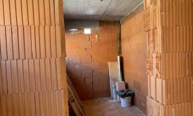 Недвижимость Дом с террасой в Залоге: 13