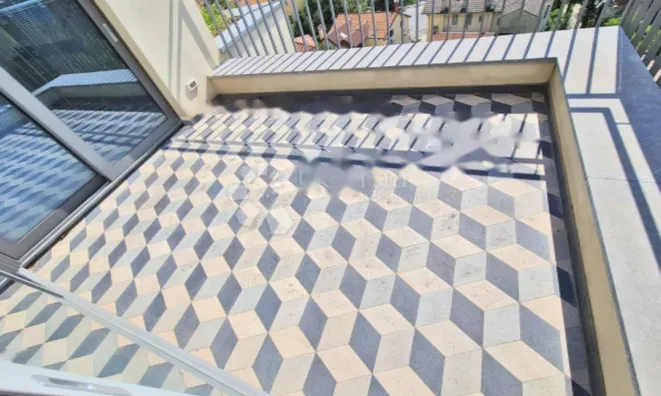 Недвижимость Четырёхкомнатная квартира в центре : 20