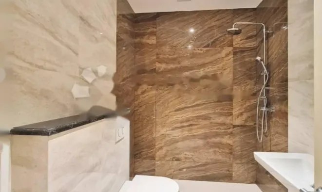 Недвижимость Четырёхкомнатная квартира в центре : 23