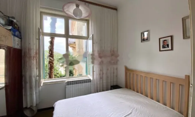 Недвижимость Трехкомнатная квартира, Центр: 8