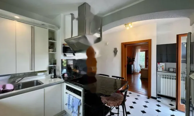 Недвижимость Семейный дом 350 м² в Побри: 8