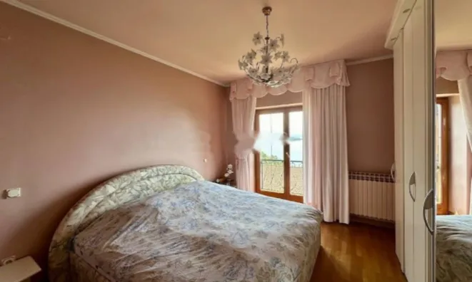 Недвижимость Семейный дом 350 м² в Побри: 15