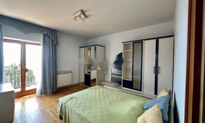 Недвижимость Семейный дом 350 м² в Побри: 16