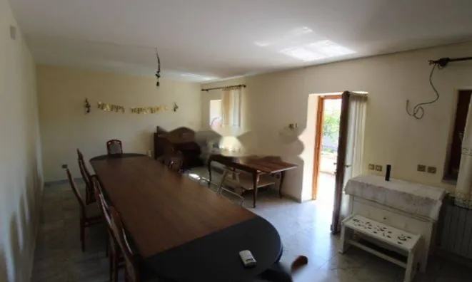 Недвижимость Семейный дом 350 м² в Побри: 22