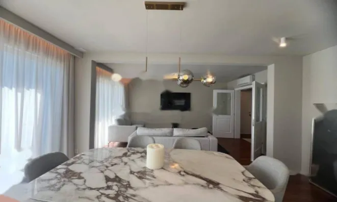 Недвижимость Трёхкомнатная квартира, Центр: 7