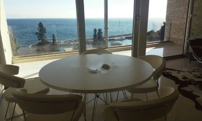 Недвижимость Трёхкомнатная в Центре Опатии: 2