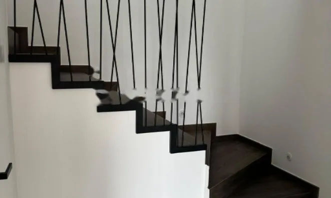 Недвижимость Трехкомнатная квартира Побри: 8