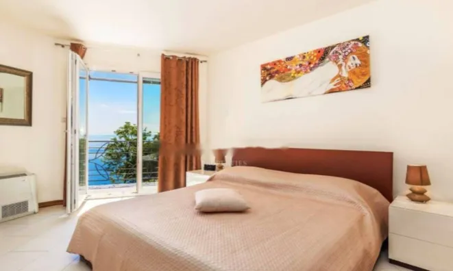 Недвижимость Центр, Опатия: Дом 481 м²: 18