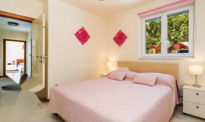 Недвижимость Центр, Опатия: Дом 481 м²: 23