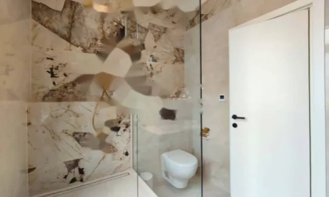 Недвижимость Двухкомнатная квартира в Центре: 10